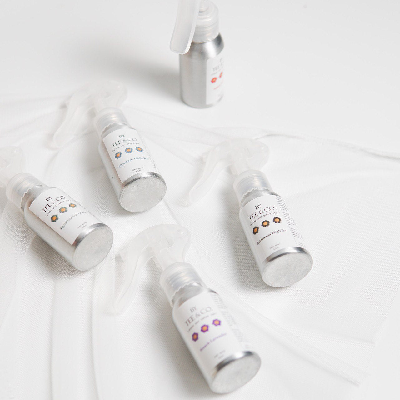 Signature White Tea Linen Spray