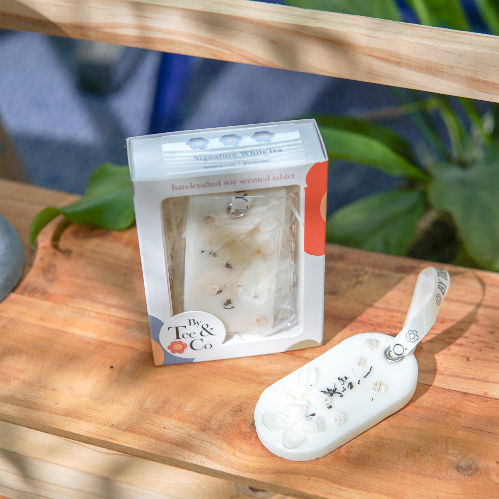 Signature White Tea Scented Soy Tablet – ByTee&Co Store